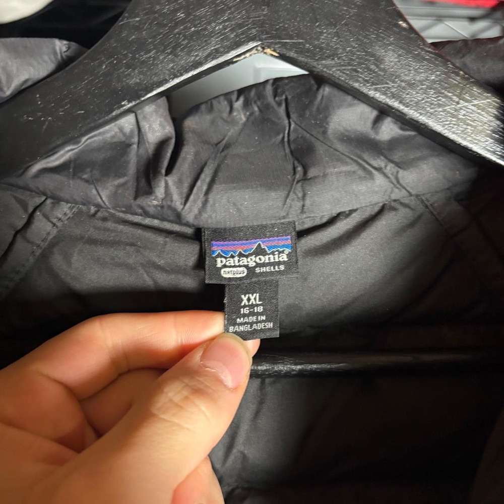 Patagonia Kids Down Sweater Jacket Size XXL - Picture 3 of 8